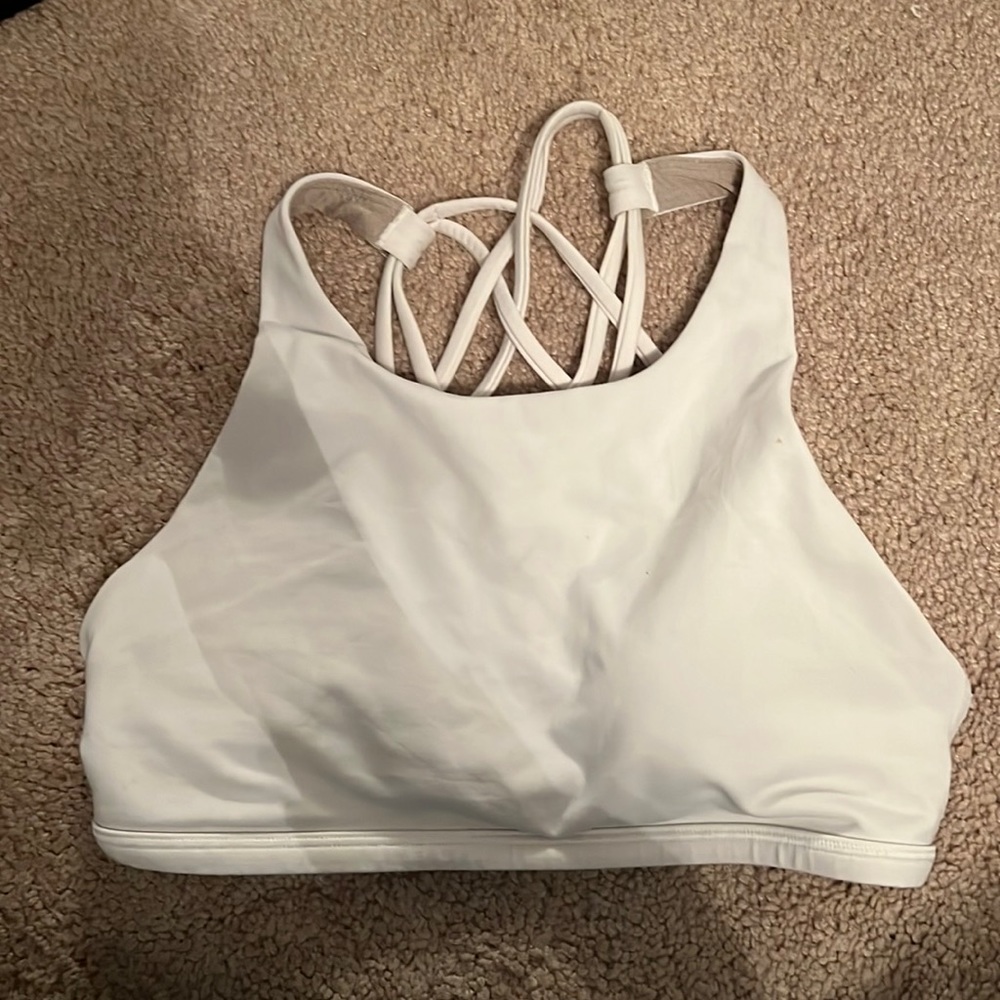 Lululemon sports bra